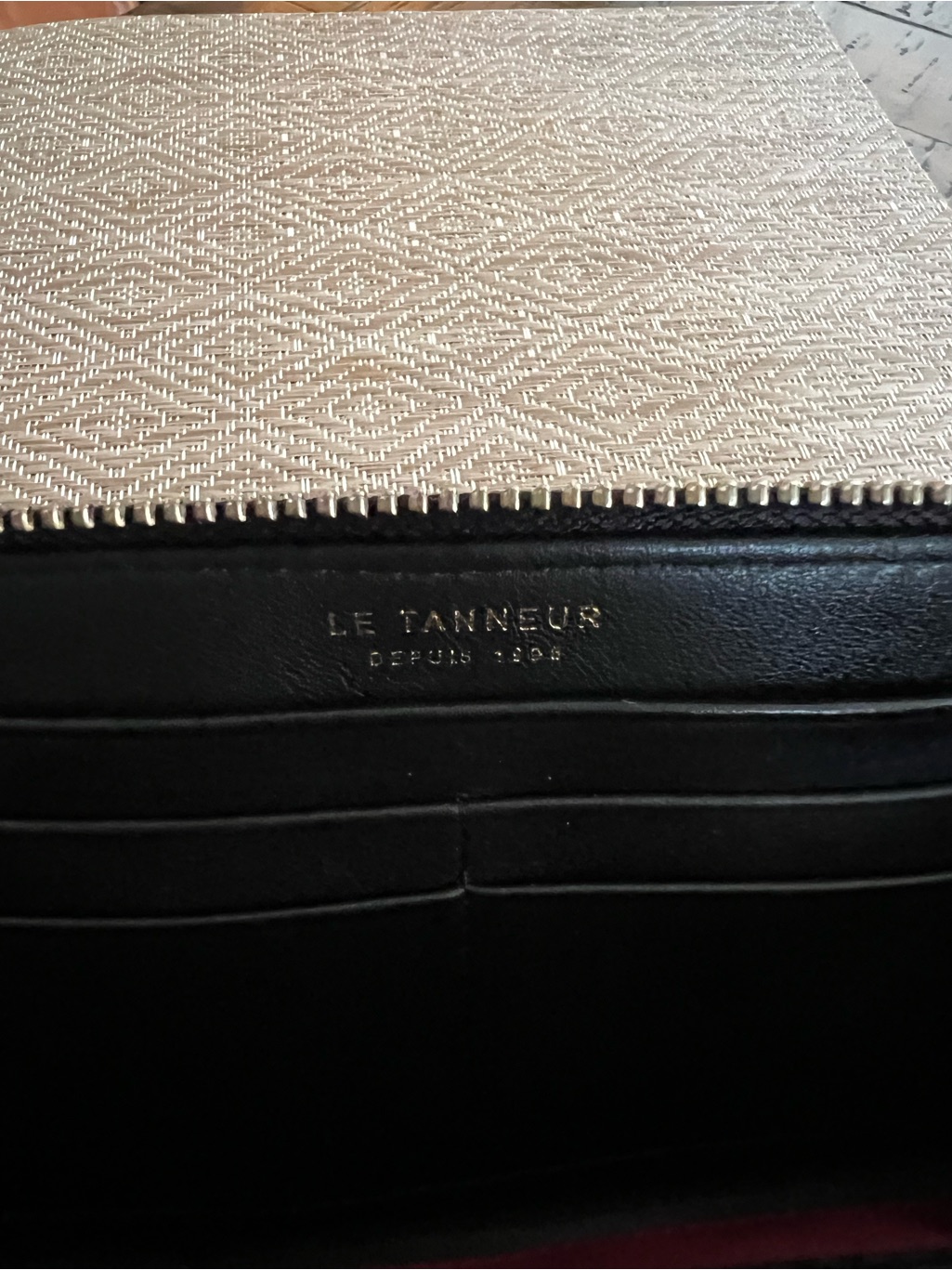 Le Tanneur Black Leather Zip Wallet — image 4 of 8